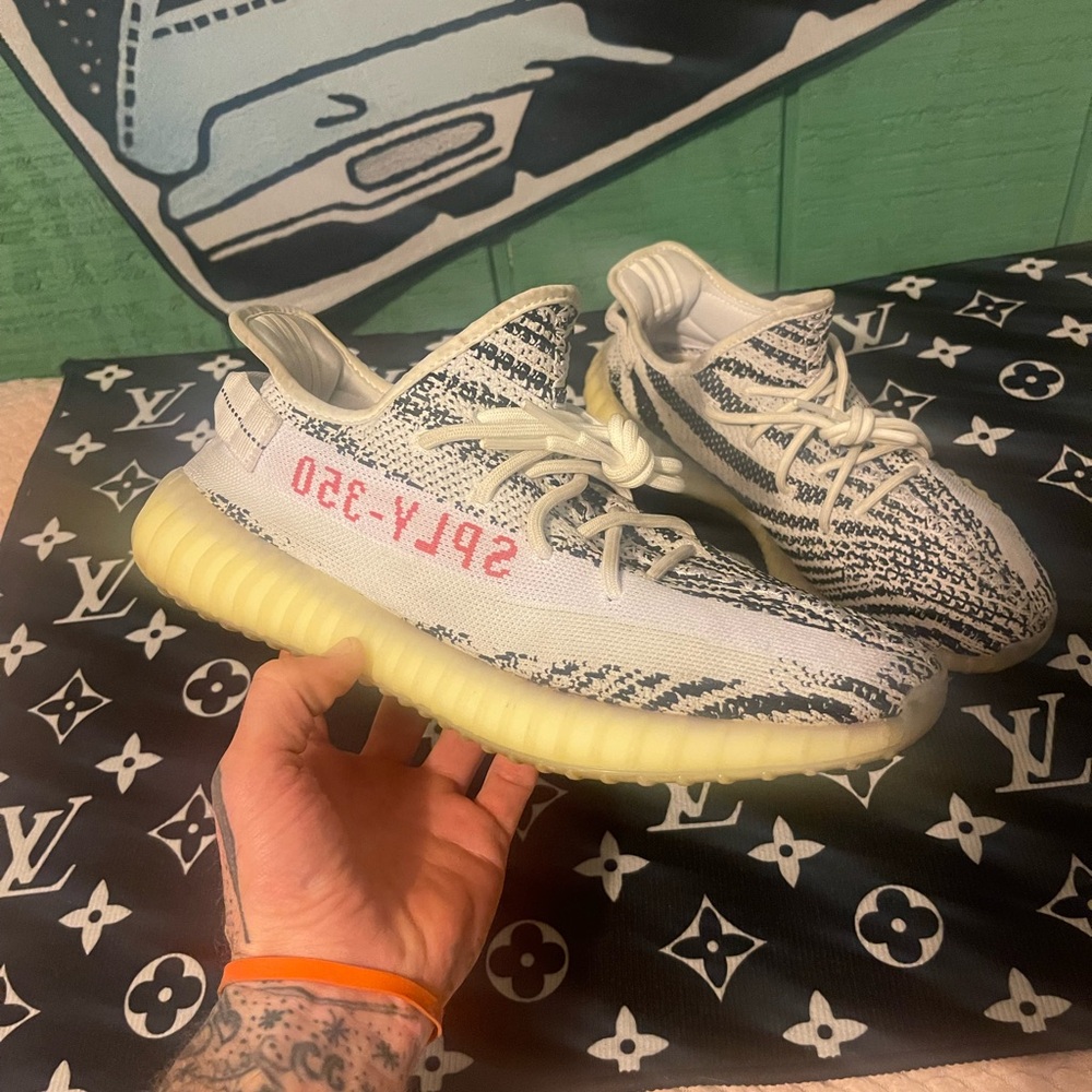 Yeezy 350 -Zebra white-